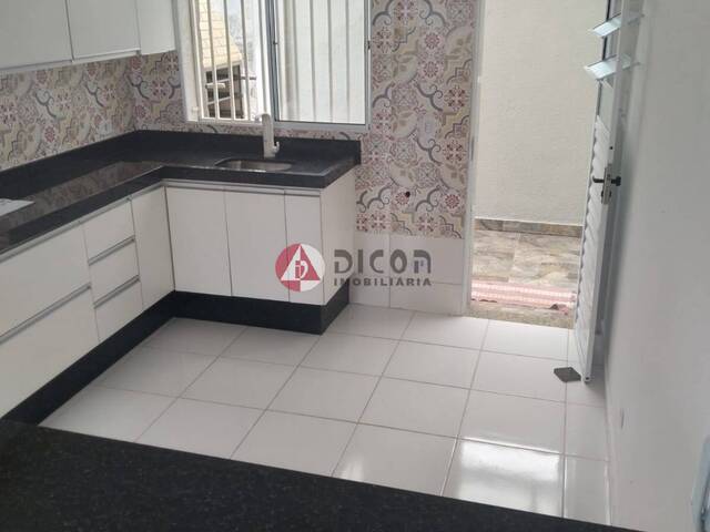 Sobrado para Locação em Caraguatatuba - 4